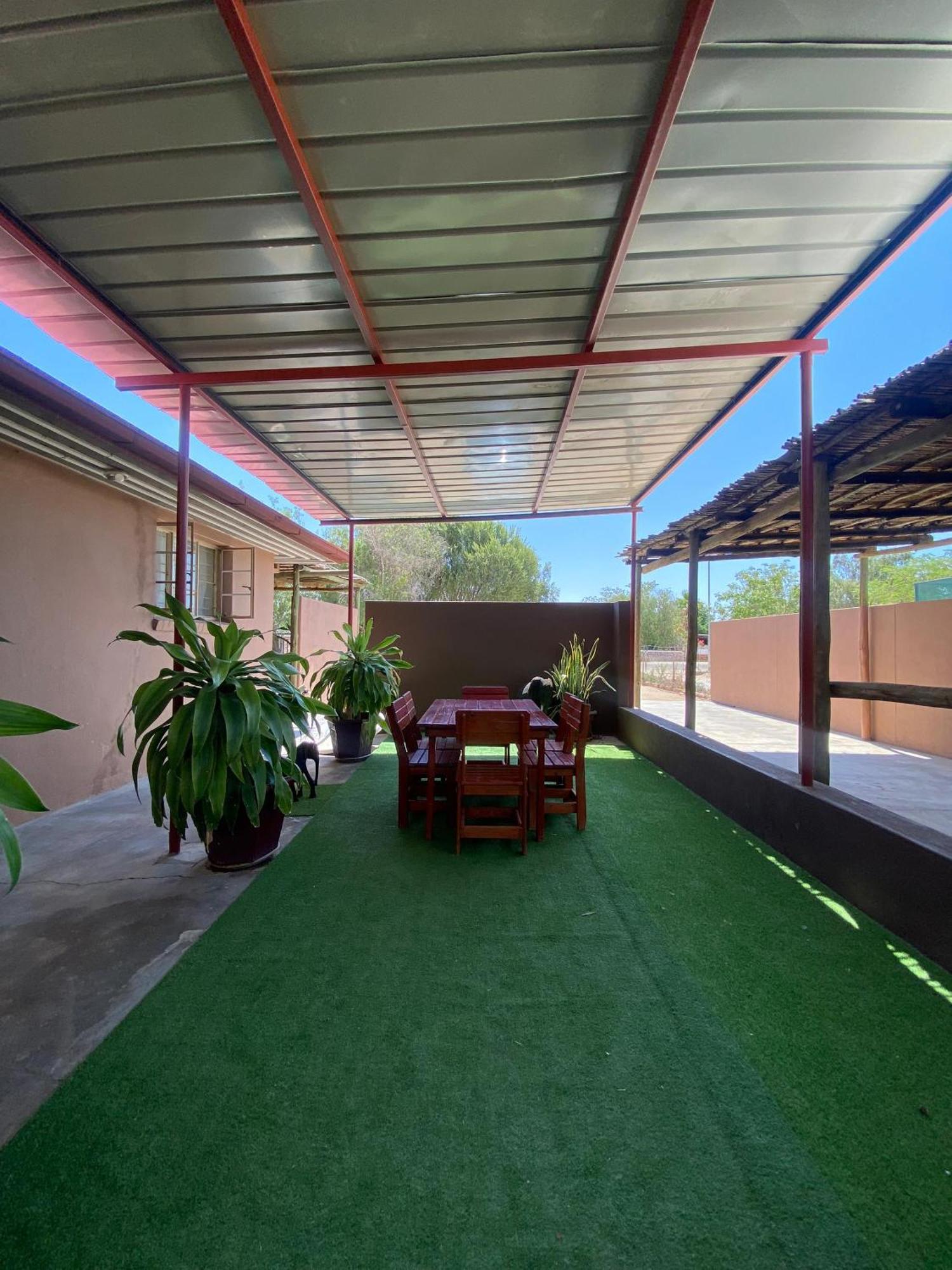Inecia'S B & B Uis Exterior foto